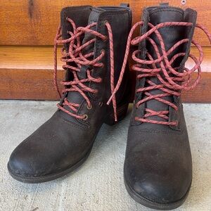 Teva Anaya Lace Up boots